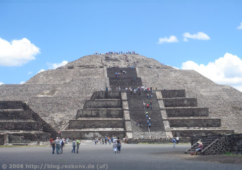 Sonnenpyramide von Teotihuacán in Mexiko