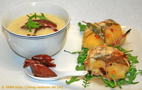 Kartoffel-Schinken-Panini und Blumenkohlcremesuppe